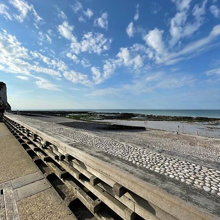 Au Point De Vue : Appartement Face A La Mer. Veulettes-sur-Mer Exterior photo